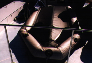 dinghy.jpg (30849 bytes)